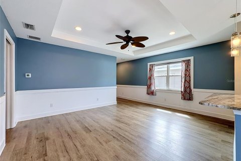 Villa ou maison à vendre à Bradenton, Floride: 2 chambres, 96.8 m2 № 2425353 - photo 5