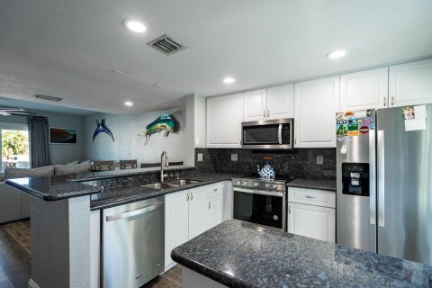 Townhouse in Pompano Beach, Florida 2 bedrooms, 93.65 sq.m. № 2400005 - photo 7