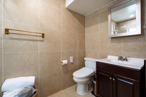 Townhouse in Pompano Beach, Florida 2 bedrooms, 93.65 sq.m. № 2400005 - photo 27