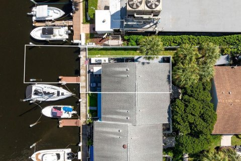 Townhouse in Pompano Beach, Florida 2 bedrooms, 93.65 sq.m. № 2400005 - photo 2