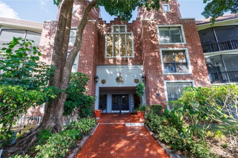 Copropriété à louer à Lauderhill, Floride: 1 chambre, 74.32 m2 № 1997962 - photo 11
