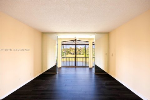 Copropriété à louer à Lauderhill, Floride: 1 chambre, 74.32 m2 № 1997962 - photo 8