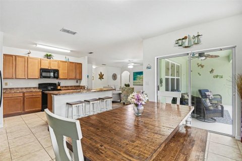 Casa en venta en Port Charlotte, Florida, 3 dormitorios, 195.19 m2 № 2133016 - foto 12