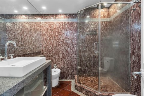 Copropriété à vendre à Miami, Floride: 2 chambres, 139.35 m2 № 1715530 - photo 15