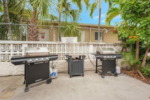 Condo in Pompano Beach, Florida, 2 bedrooms  № 1988316 - photo 23
