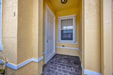 Townhouse in Homestead, Florida 3 bedrooms, 123.1 sq.m. № 1750414 - photo 17