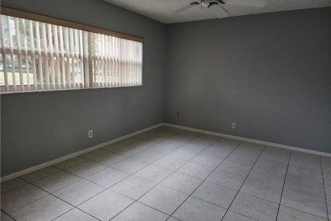 Condo in Margate, Florida, 2 bedrooms  № 2086328 - photo 7