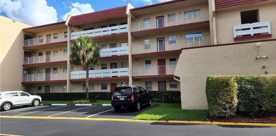 Condo in Margate, Florida, 2 bedrooms  № 2086328