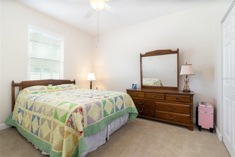 House in Oviedo, Florida 4 bedrooms, 227.42 sq.m. № 1787974 - photo 23