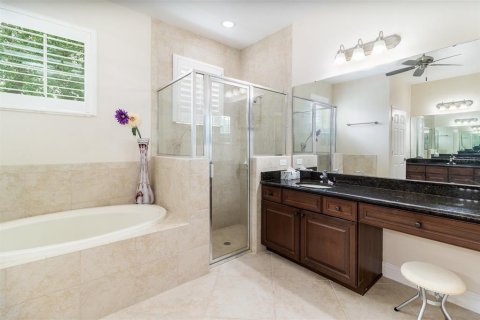 House in Oviedo, Florida 4 bedrooms, 227.42 sq.m. № 1787974 - photo 20