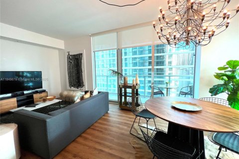 Condo in Miami, Florida, 2 bedrooms  № 1852292