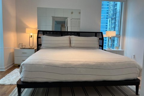 Condo in Miami, Florida, 2 bedrooms  № 1852292 - photo 7