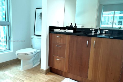 Condo in Miami, Florida, 2 bedrooms  № 1852292 - photo 11