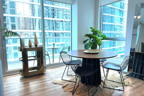 Condo in Miami, Florida, 2 bedrooms  № 1852292 - photo 4