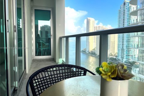Condo in Miami, Florida, 2 bedrooms  № 1852292 - photo 17