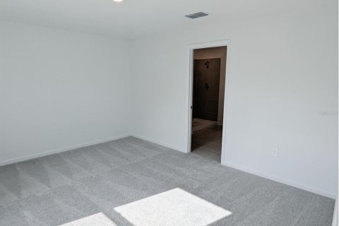 House in Winter Haven, Florida 3 bedrooms, 132.76 sq.m. № 1908120 - photo 13