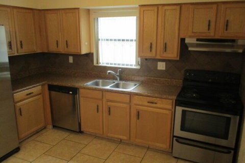 Townhouse in Palm Beach Gardens, Florida 2 bedrooms, 92.72 sq.m. № 2179604 - photo 7