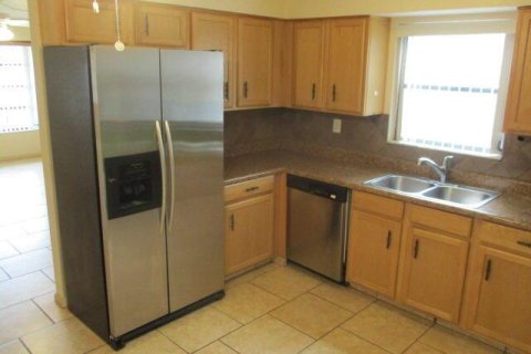 Townhouse in Palm Beach Gardens, Florida 2 bedrooms, 92.72 sq.m. № 2179604 - photo 8