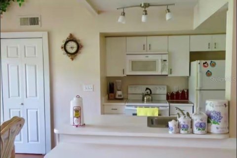 Touwnhouse à vendre à Kissimmee, Floride: 2 chambres, 94.02 m2 № 2334131 - photo 5