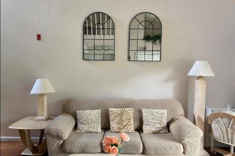 Touwnhouse à vendre à Kissimmee, Floride: 2 chambres, 94.02 m2 № 2334131 - photo 3