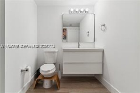 Купить кондоминиум в Майами, Флорида 2 спальни, 106.19м2, № 1998147 - фото 18