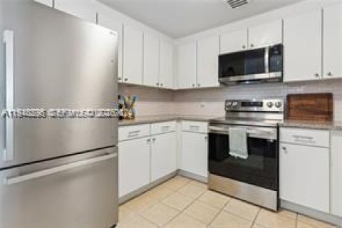 Купить кондоминиум в Майами, Флорида 2 спальни, 106.19м2, № 1998147 - фото 3