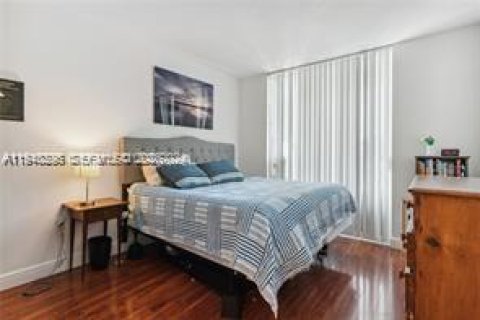 Купить кондоминиум в Майами, Флорида 2 спальни, 106.19м2, № 1998147 - фото 15