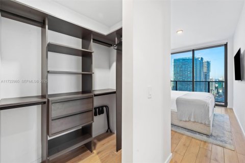 Condo in Miami, Florida, 2 bedrooms № 2186426 - photo 16