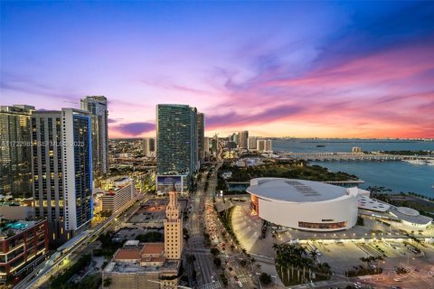 Condo in Miami, Florida, 2 bedrooms № 2186426 - photo 27