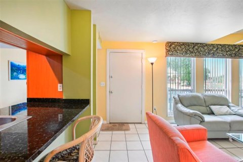 Condominio en venta en Madeira Beach, Florida, 2 dormitorios, 96.62 m2 № 1560470 - foto 7