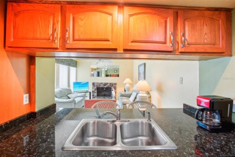 Condominio en venta en Madeira Beach, Florida, 2 dormitorios, 96.62 m2 № 1560470 - foto 18