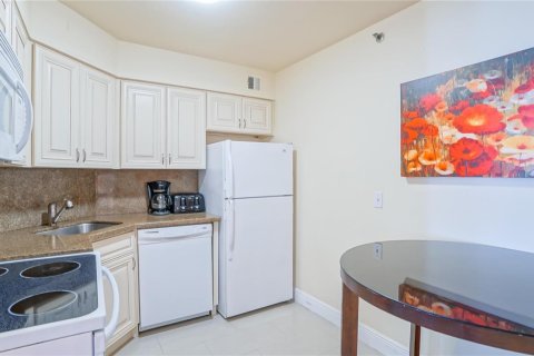 Купить кондоминиум в Майами-Бич, Флорида 3 комнаты, 89.19м2, № 2083689 - фото 5