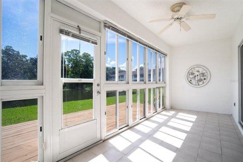 Copropriété à vendre à Largo, Floride: 3 chambres, 141.21 m2 № 1877258 - photo 2