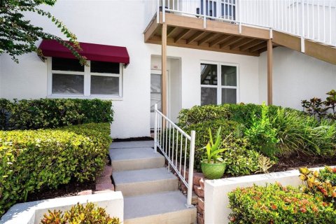 Copropriété à vendre à Largo, Floride: 3 chambres, 141.21 m2 № 1877258 - photo 17