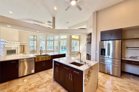 Villa ou maison à louer à Seminole, Floride: 6 chambres, 538.46 m2 № 2429402 - photo 12