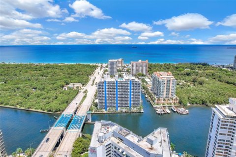 Copropriété à vendre à Fort Lauderdale, Floride: 2 chambres, 139.07 m2 № 2173277 - photo 6