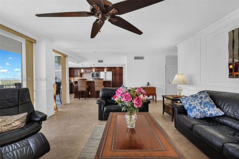 Copropriété à vendre à Fort Lauderdale, Floride: 2 chambres, 139.07 m2 № 2173277 - photo 28