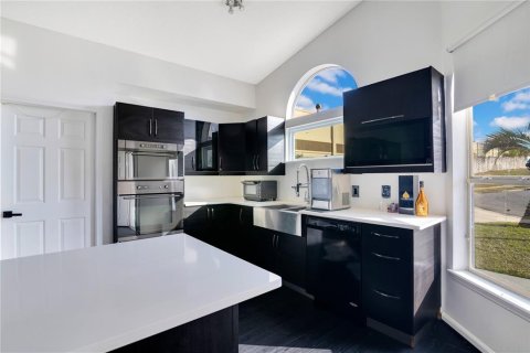 Casa en venta en Orlando, Florida, 4 dormitorios, 159.98 m2 № 1513889 - foto 5
