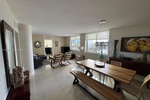 Copropriété à vendre à Miami Beach, Floride: 2 chambres, 89.56 m2 № 2041753 - photo 16