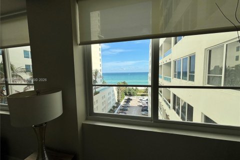 Copropriété à vendre à Miami Beach, Floride: 2 chambres, 89.56 m2 № 2041753 - photo 20
