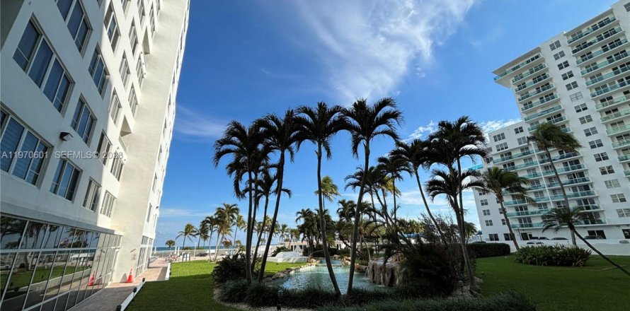 Condo à Miami Beach, Floride, 2 chambres  № 2041753