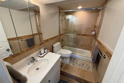 Copropriété à vendre à Miami Beach, Floride: 2 chambres, 89.56 m2 № 2041753 - photo 24