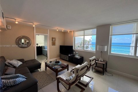 Copropriété à vendre à Miami Beach, Floride: 2 chambres, 89.56 m2 № 2041753 - photo 28
