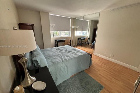 Copropriété à vendre à Miami Beach, Floride: 2 chambres, 89.56 m2 № 2041753 - photo 27