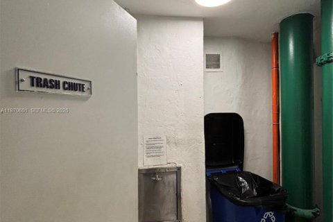 Copropriété à vendre à Miami Beach, Floride: 2 chambres, 89.56 m2 № 2041753 - photo 30