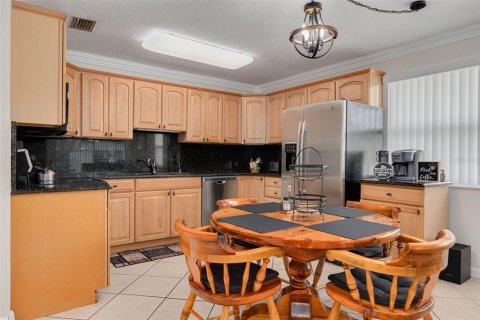 Condo in Holiday, Florida, 1 bedroom  № 1848622 - photo 8