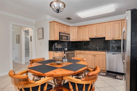 Condo in Holiday, Florida, 1 bedroom  № 1848622 - photo 7