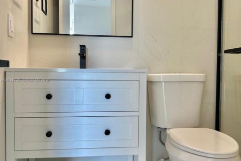 Copropriété à louer à Boca Raton, Floride: 2 chambres, 79.71 m2 № 2076410 - photo 11