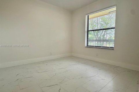 Copropriété à louer à Boca Raton, Floride: 2 chambres, 79.71 m2 № 2076410 - photo 5