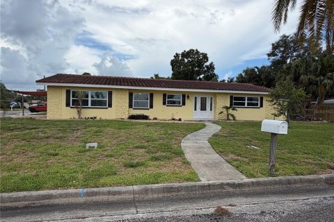 Casa en Dunedin, Florida 3 dormitorios, 124.4 m2 № 2222258
